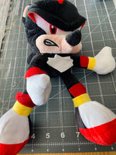 Load image into Gallery viewer, Sonic The Hedgehog Plush Character
